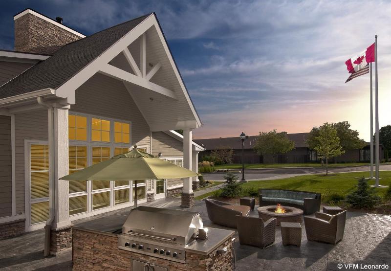 Residence Inn Burlington Colchester Exterior photo