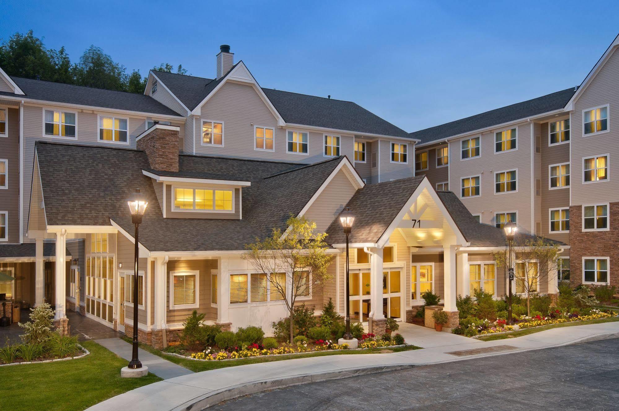 Residence Inn Burlington Colchester Exterior photo