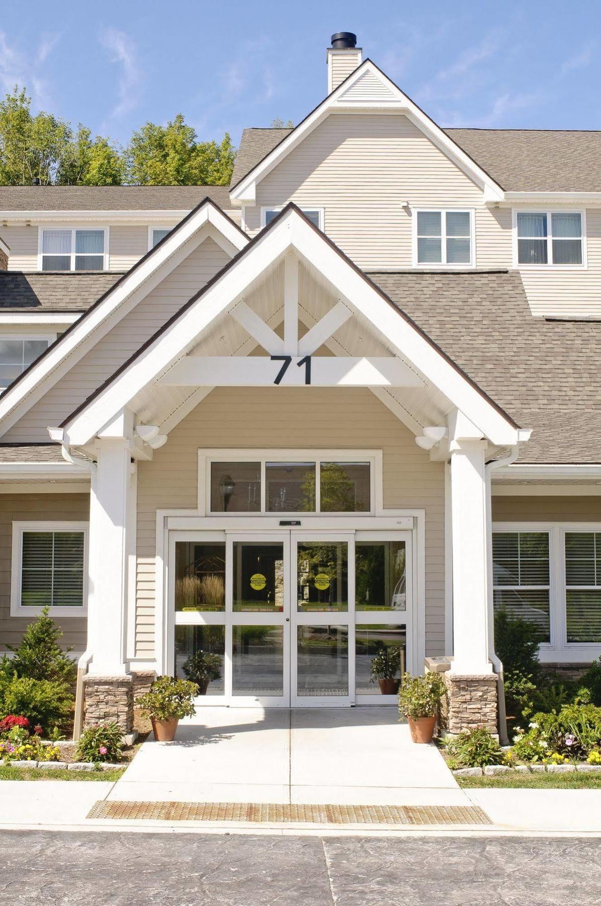 Residence Inn Burlington Colchester Exterior photo