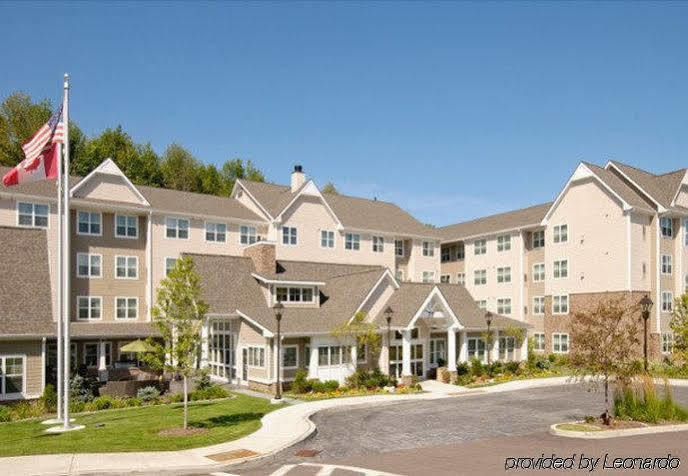 Residence Inn Burlington Colchester Exterior photo